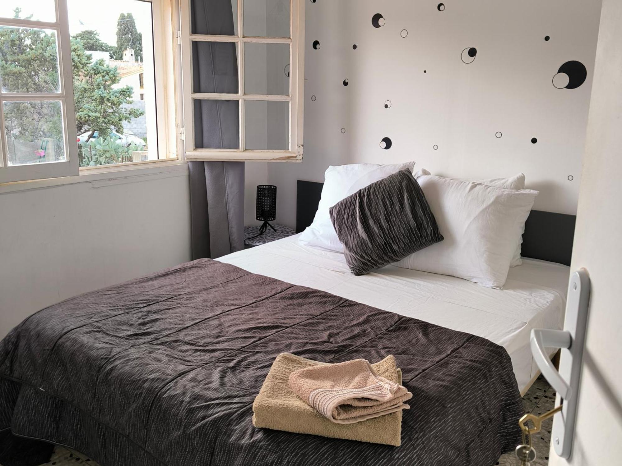 Chambre Double Avec Piscine Proche De Perpignan 里沃萨尔特 客房 照片